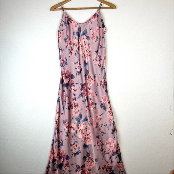 Free People Dresses & Skirts - Free People Intimately Easy to Love Maxi Slip Dress Floral Roses Print